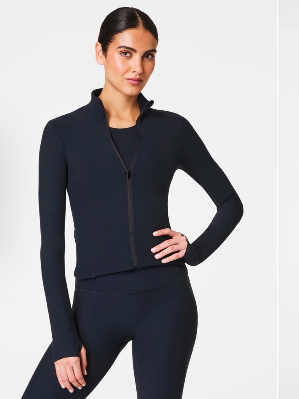 SPANXsmooth™ OnForm Full Zip Jacket in Very Black. Size M. NWOT